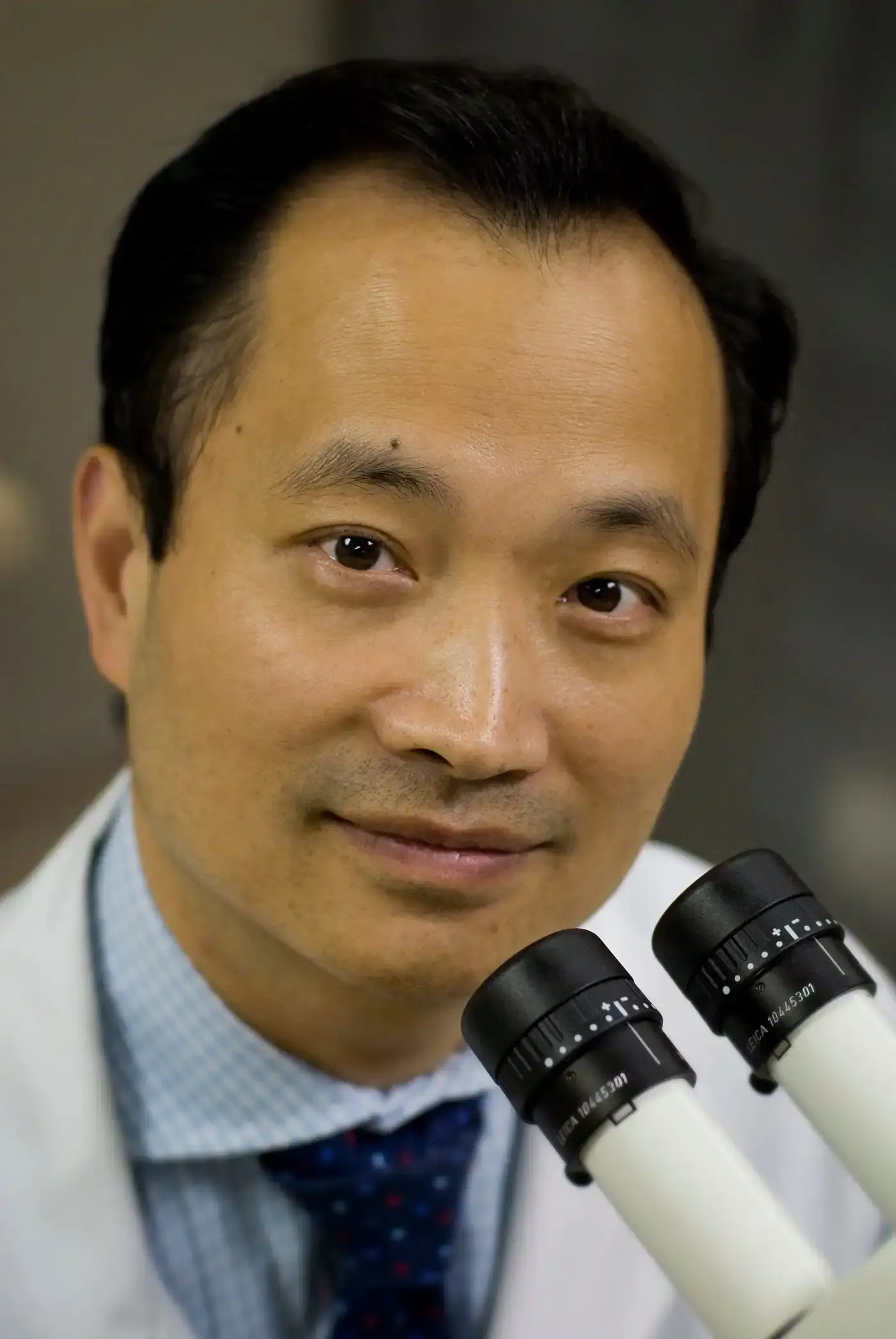 Dr. Ming Wang Researcher Desktop